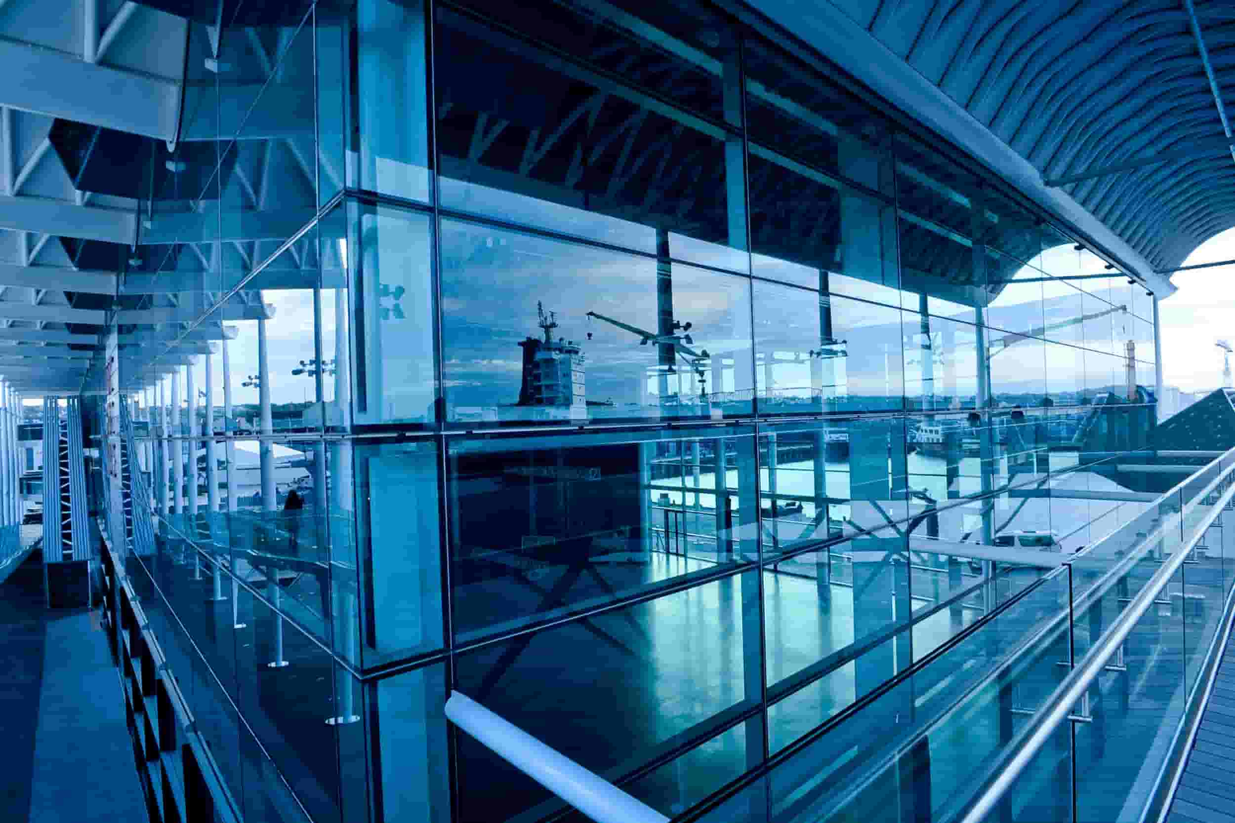 6 Strategies to Gain Competitive Advantage from Michael Porter, the Author of Competitive Advantage